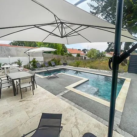 Piscine Privee Proche Thalassotherapie Et Villa Pornic